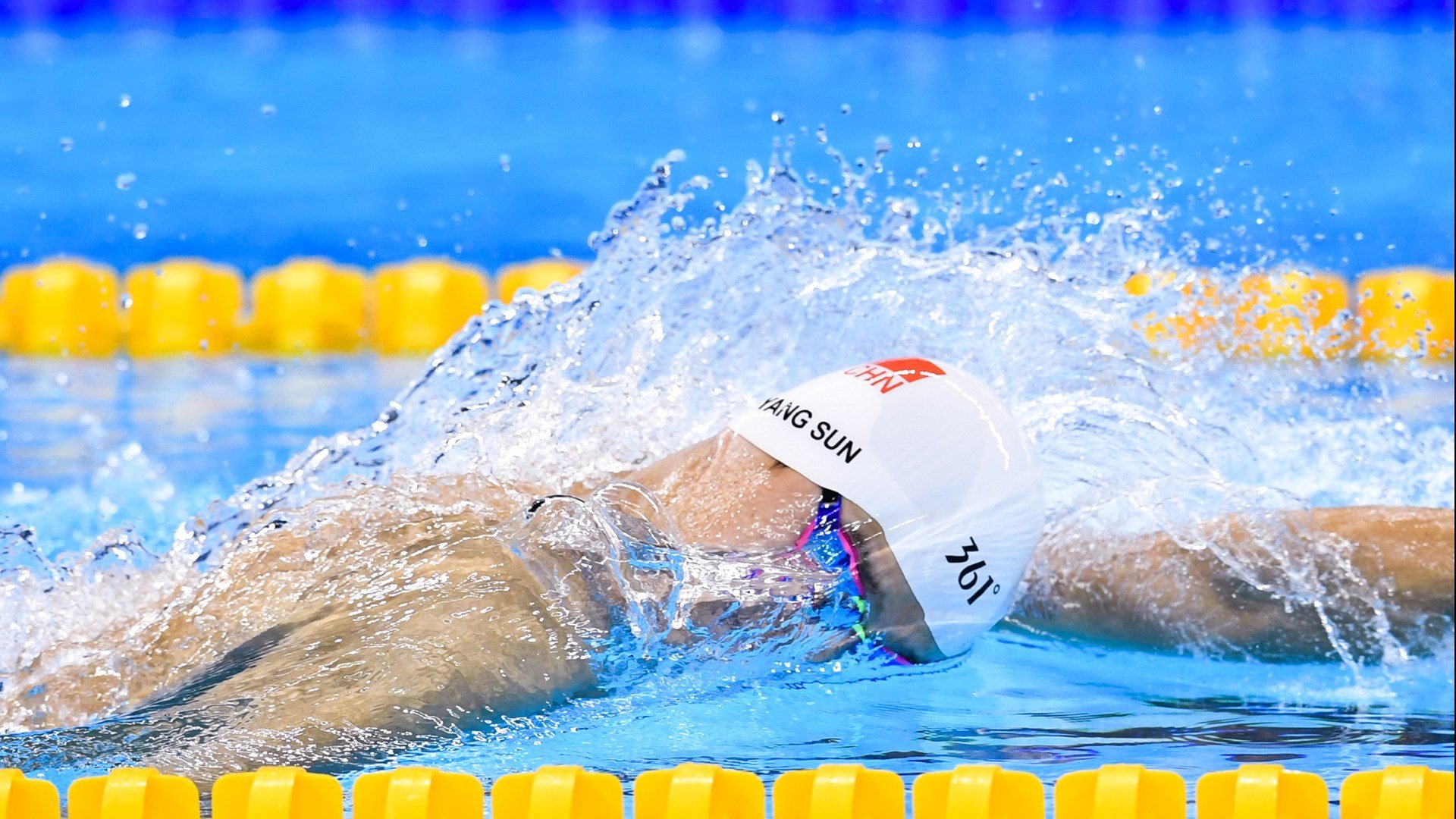 赛场奇迹:逆境中逆转赢得荣耀