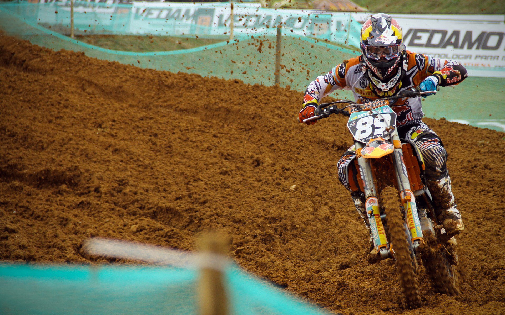 开云中国官网-车神重出江湖：曾经的冠军车手时代回归，车神简介